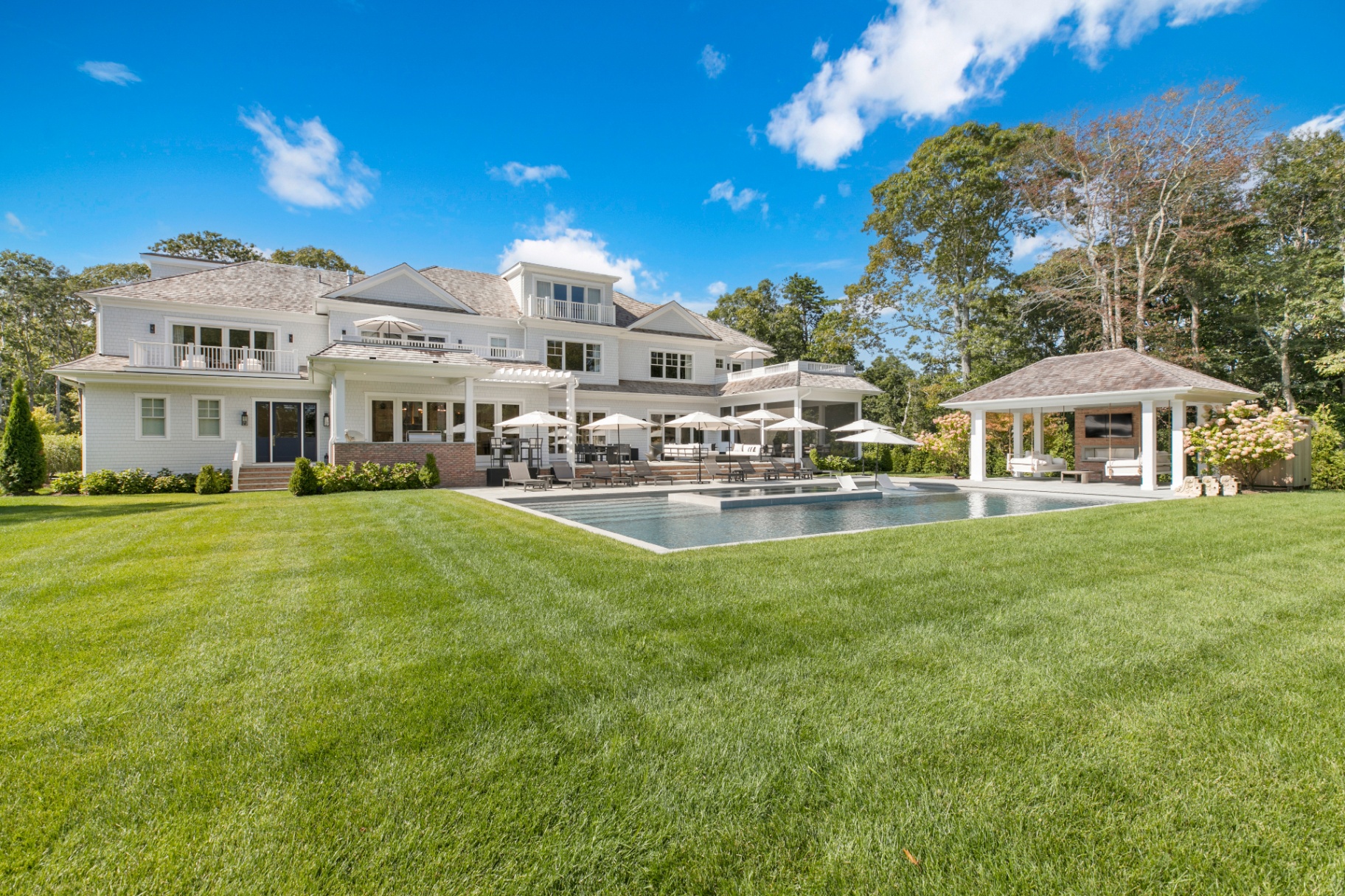 28 Second Neck Lane — Rear & Pool