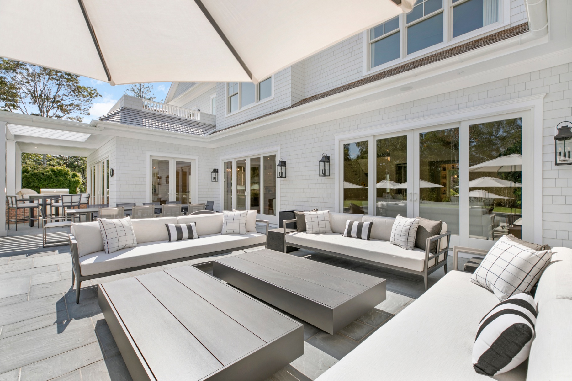 28 Second Neck Lane — Patio Lounge