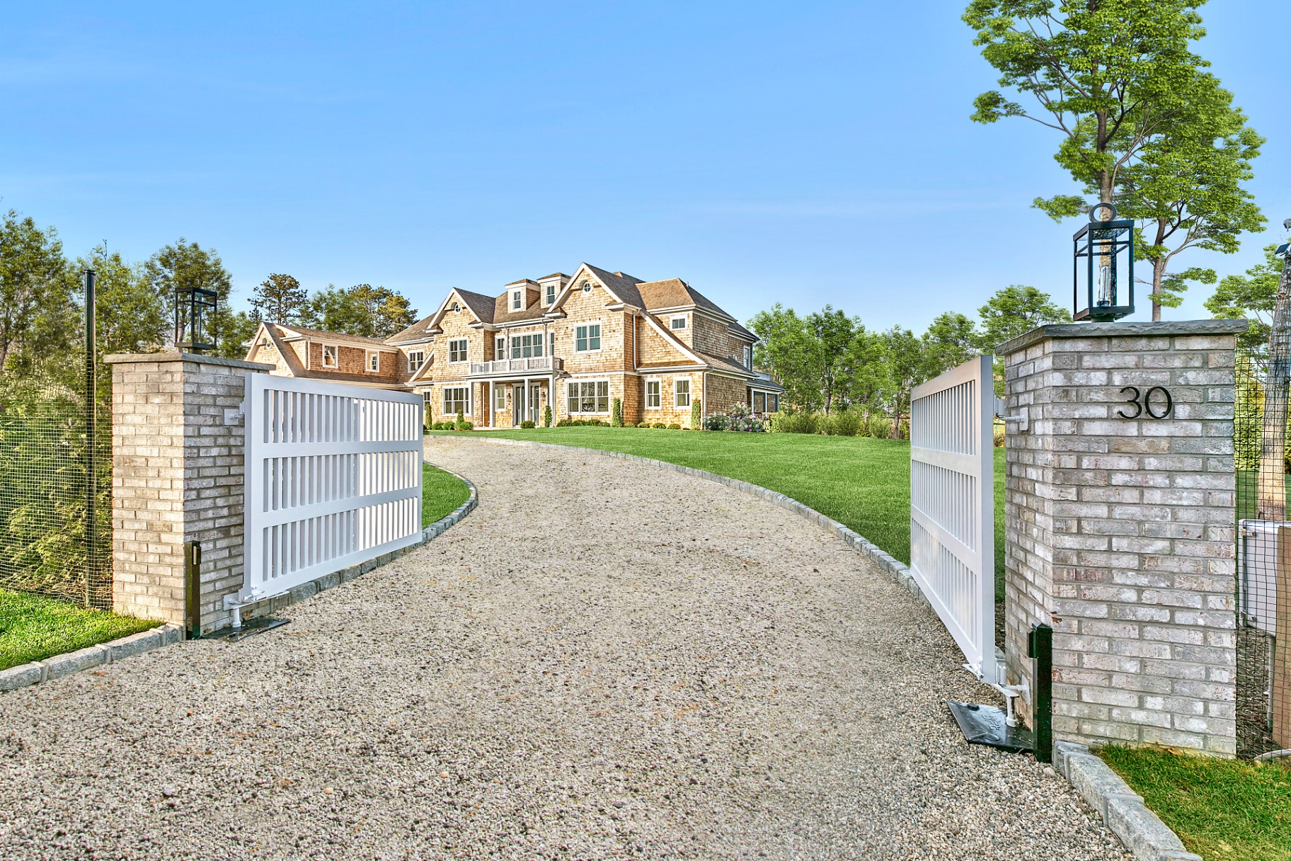 30 Second Neck Lane — Gated Entry