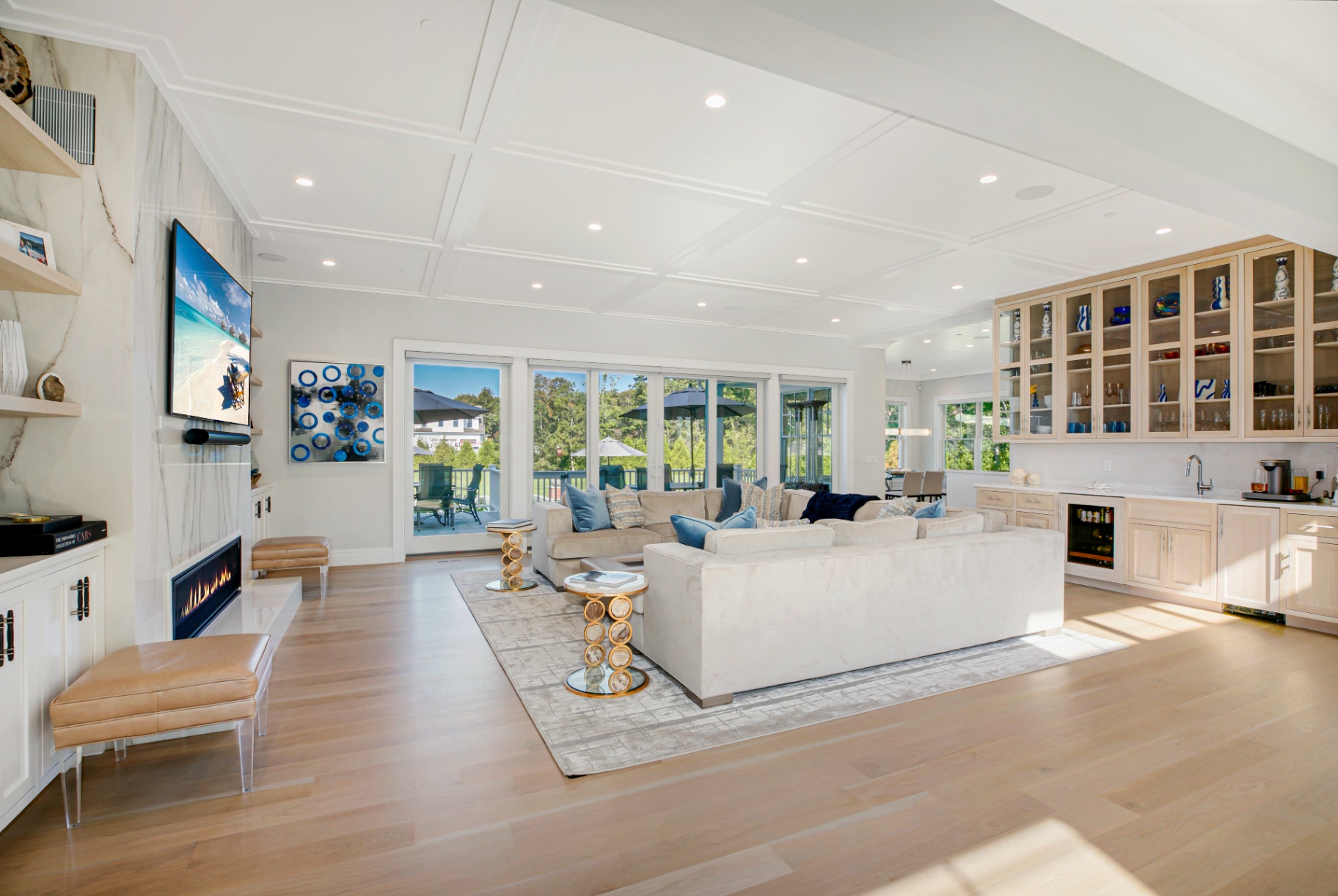 27 Second Neck Lane — Living Room