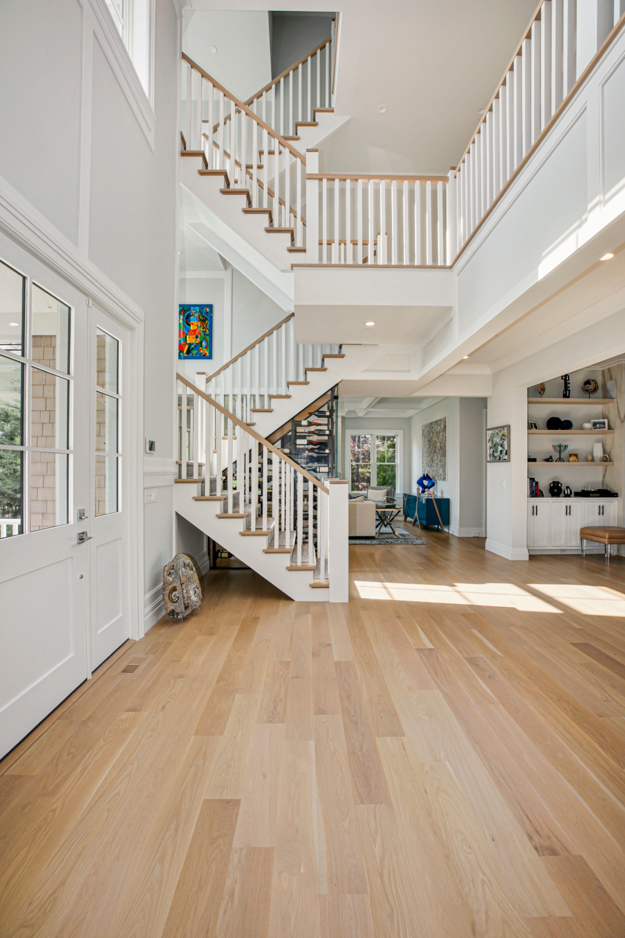 27 Second Neck Lane — Foyer & Staircase