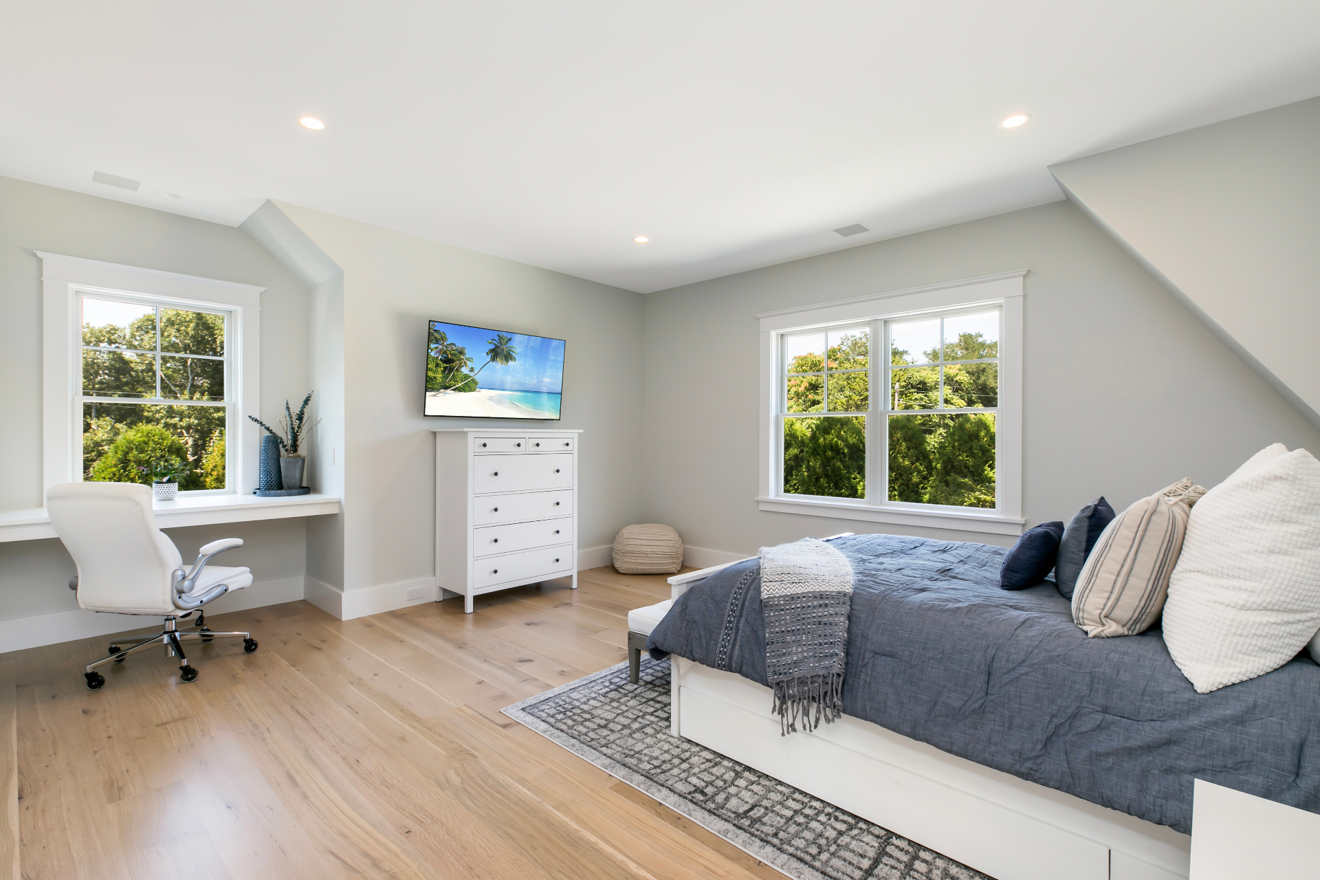 2 Stone Lane — Bedroom